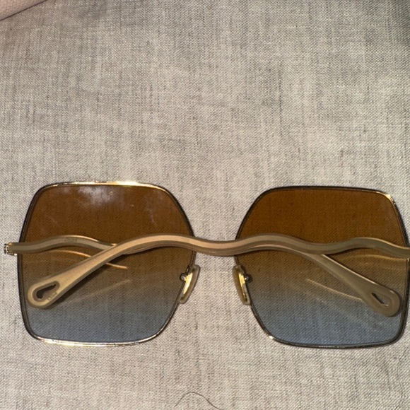 Chloe Oversized Glasses - Picture 2 of 5